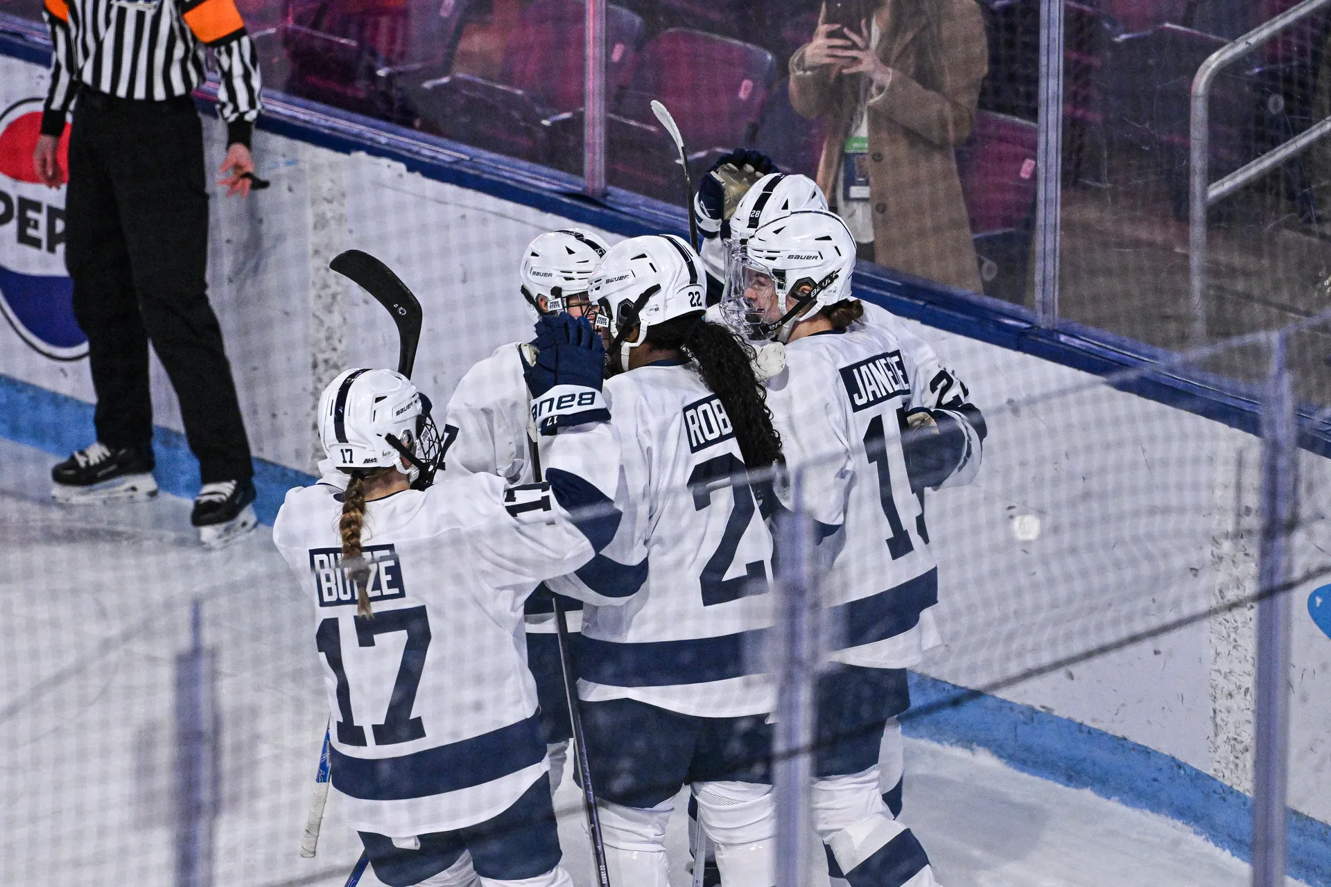 Women's Hockey Monday Media Notebook: Robert Morris, Outdoor Game article image from Roar Plus