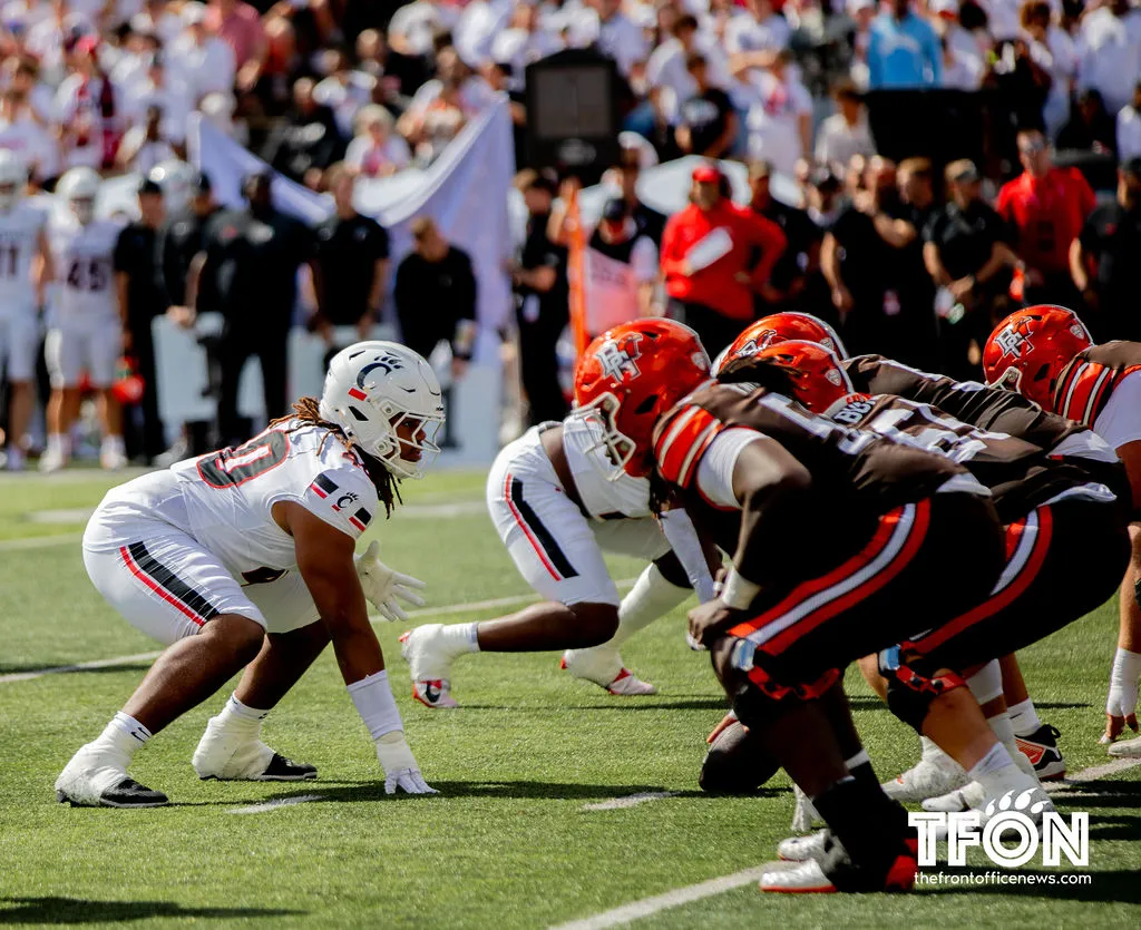 Bearcats DT Kamari Burns to enter transfer portal article image about Cincinnati Bearcats
