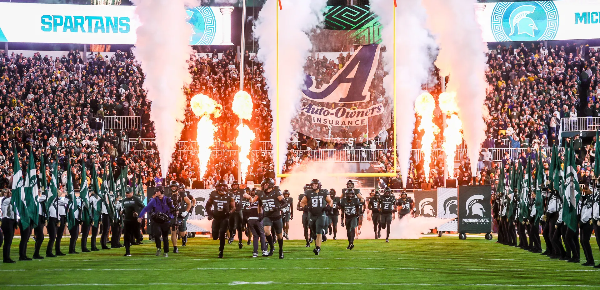 Jonathan Smith wants to celebrate with a win for his seniors  article image about Michigan State