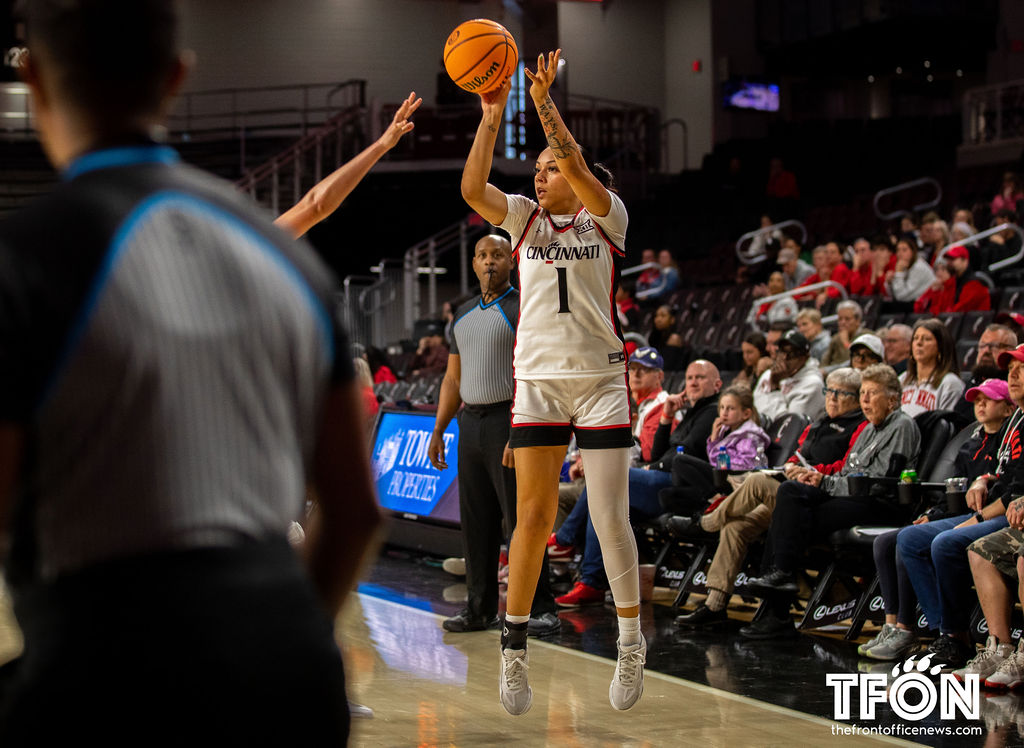 WBB: Bearcats beat New Mexico, 63-60