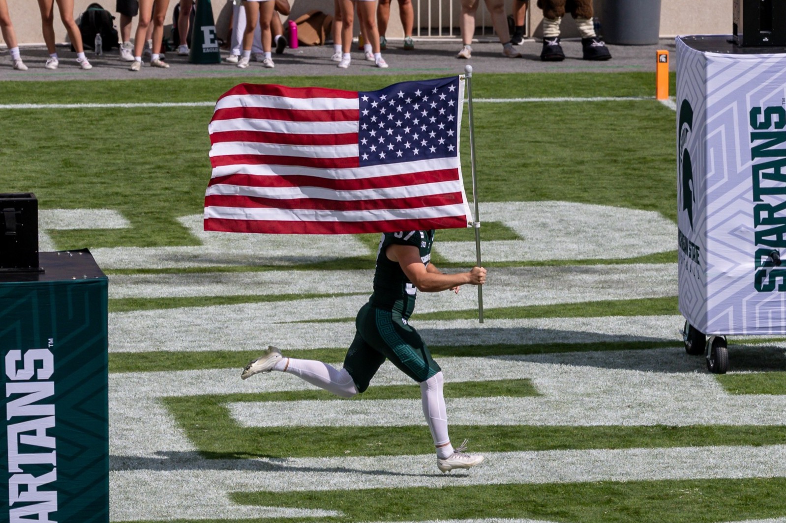 R1_08985.jpg