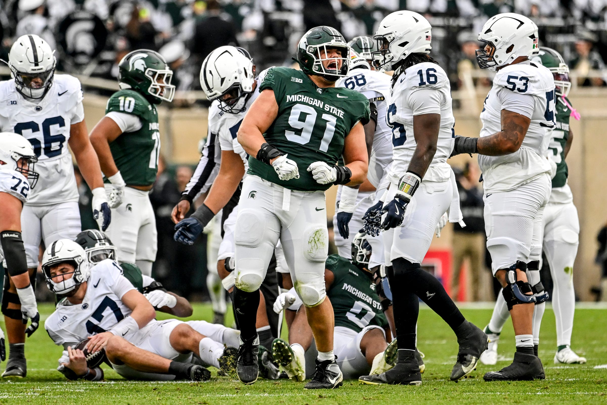 Fewer snaps for Michigan State's offense hinders strong defensive effort against Penn State