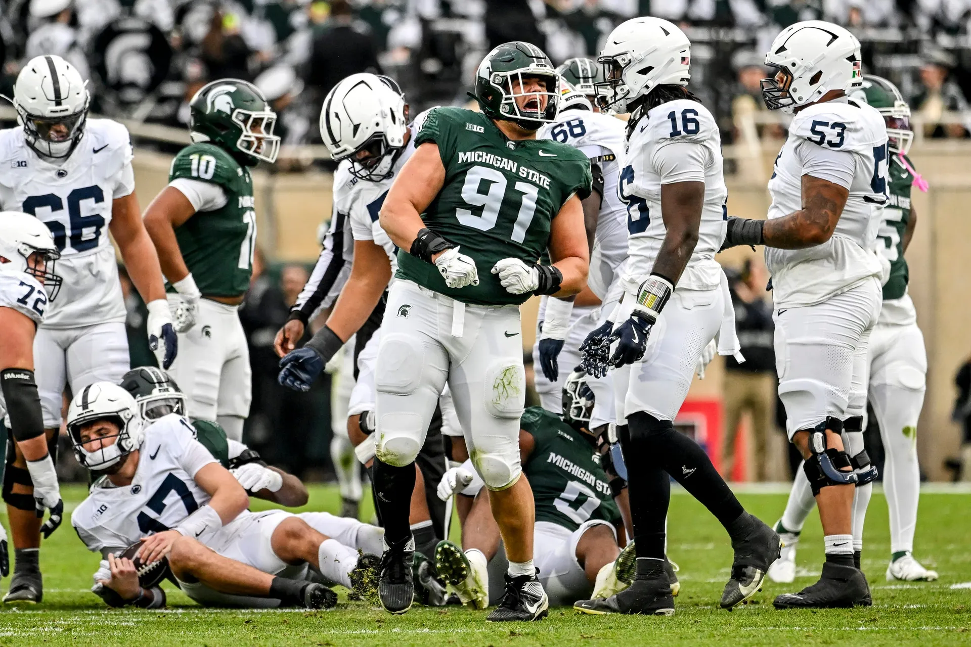 Fewer snaps for Michigan State's offense hinders strong defensive effort against Penn State article image about Alex VanSumeren