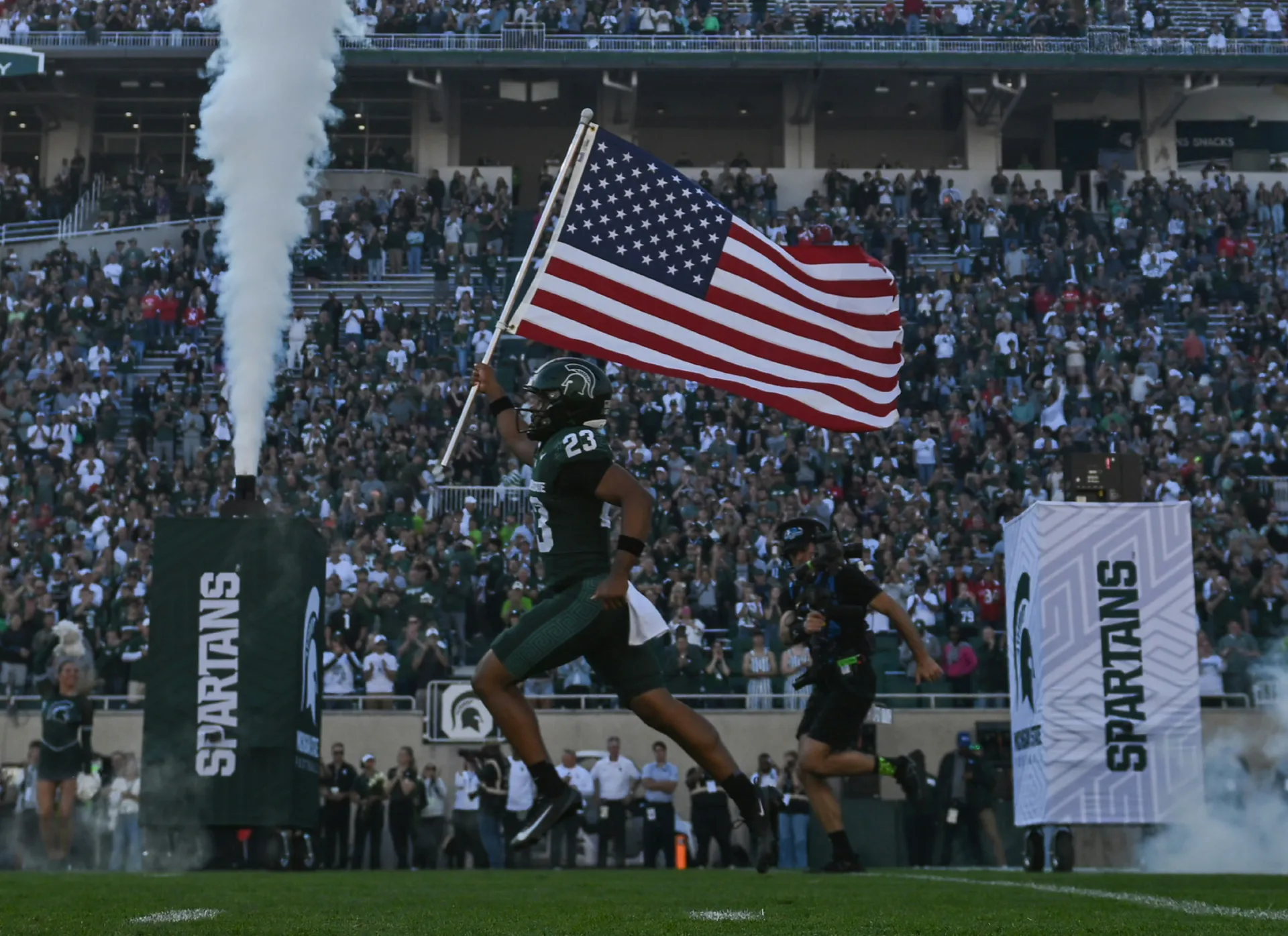 The fifth quarterback and the American flag: How Peyton Babbitt earned Pat Fitzgerald’s attention