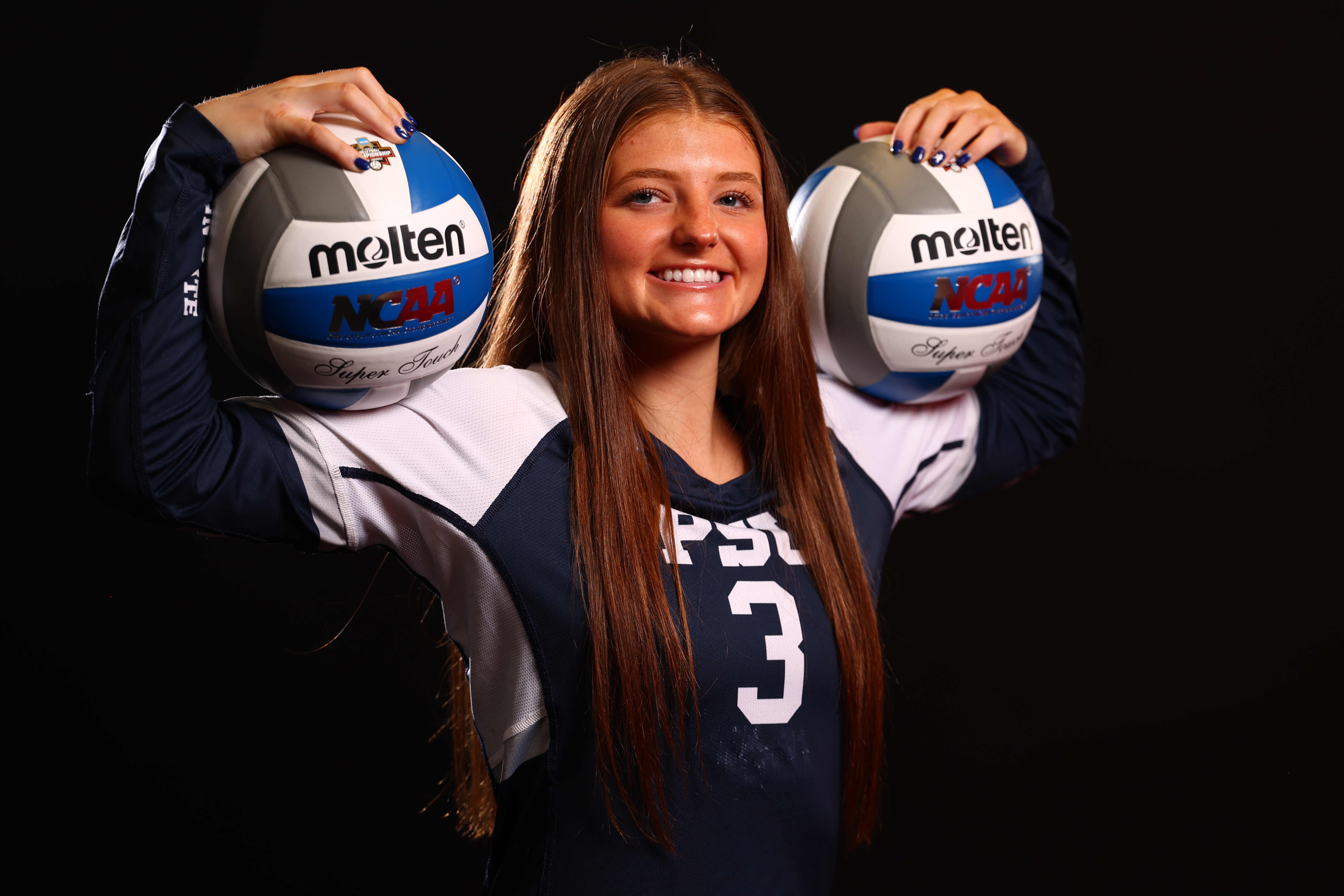 Women's Volleyball Blanks #7 Wisconsin in Big Weekend