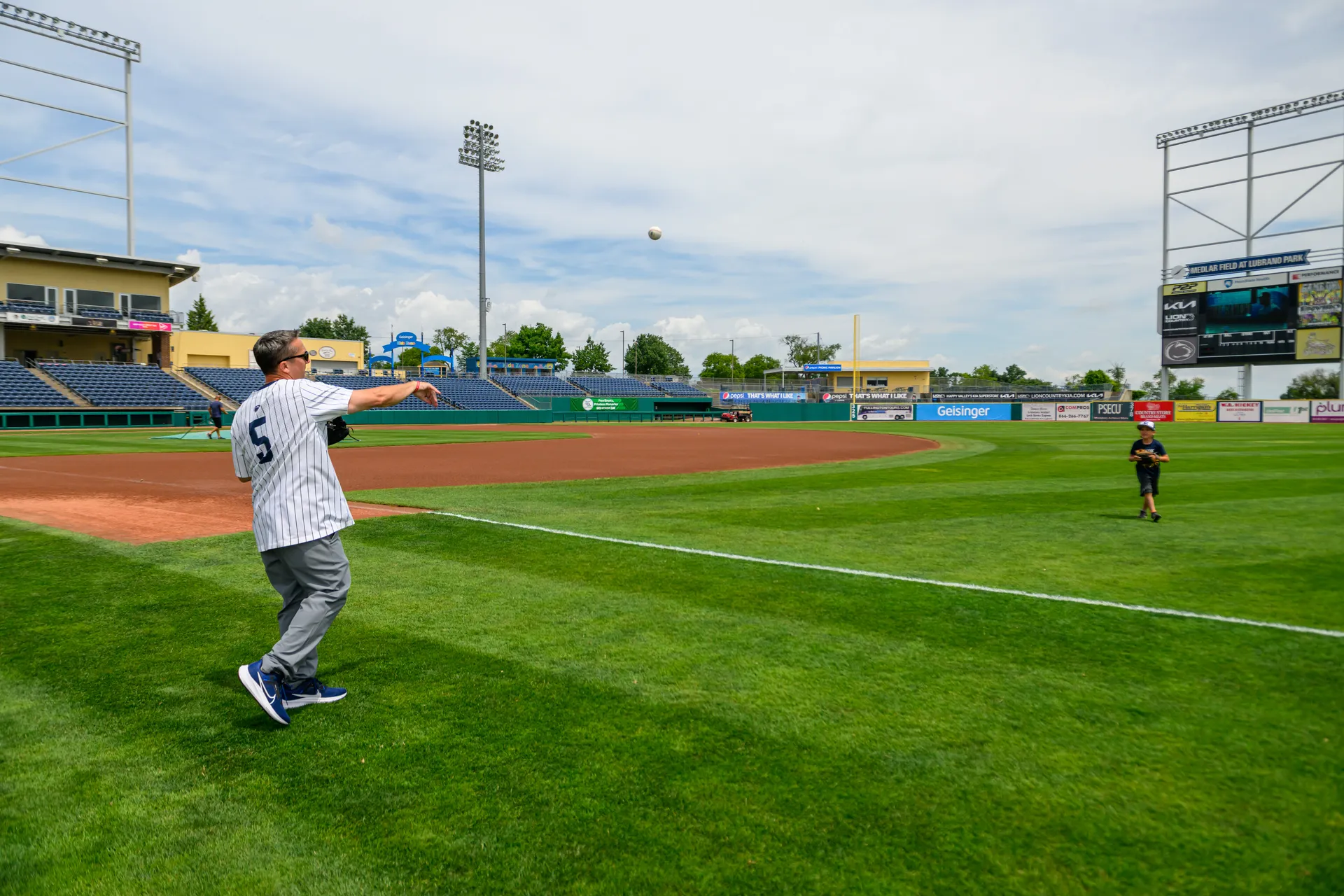 Baseball looks to reroute three straight years of Husker heartbreak article image from Roar Plus